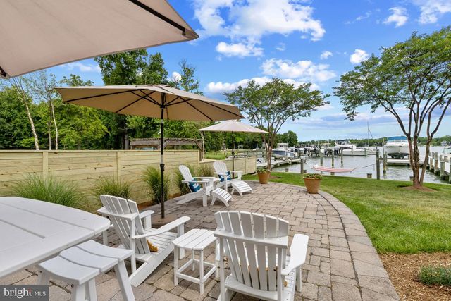 3733 THOMAS POINT RD, Annapolis, MD 21403