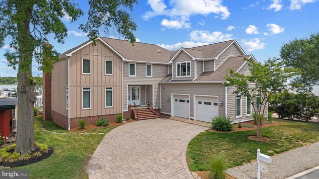 3733 THOMAS POINT RD, Annapolis, MD 21403
