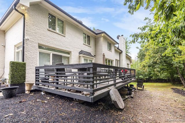 6195 Oak Trail, West Bloomfield, MI 48322