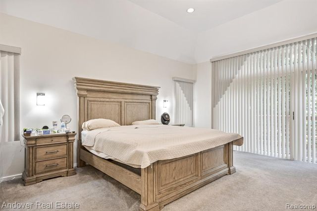 6195 Oak Trail, West Bloomfield, MI 48322