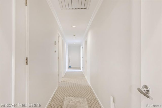 6195 Oak Trail, West Bloomfield, MI 48322