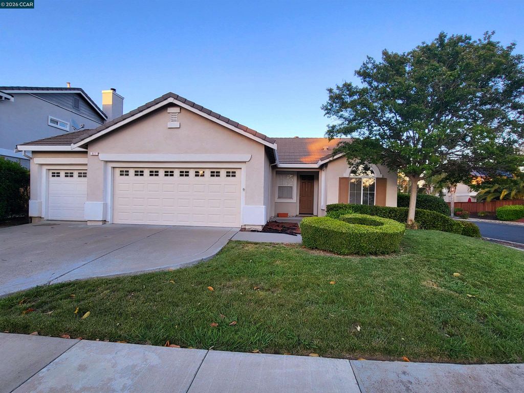 977 Chamomile Ln, Brentwood, CA 94513