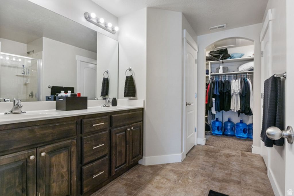 Image 23 of property listing at 4436 W HILL SHADOW WAY, Herriman, UT 84096