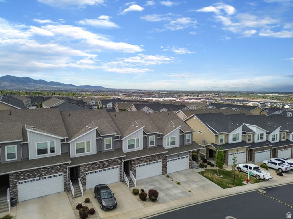 Image 35 of property listing at 4436 W HILL SHADOW WAY, Herriman, UT 84096