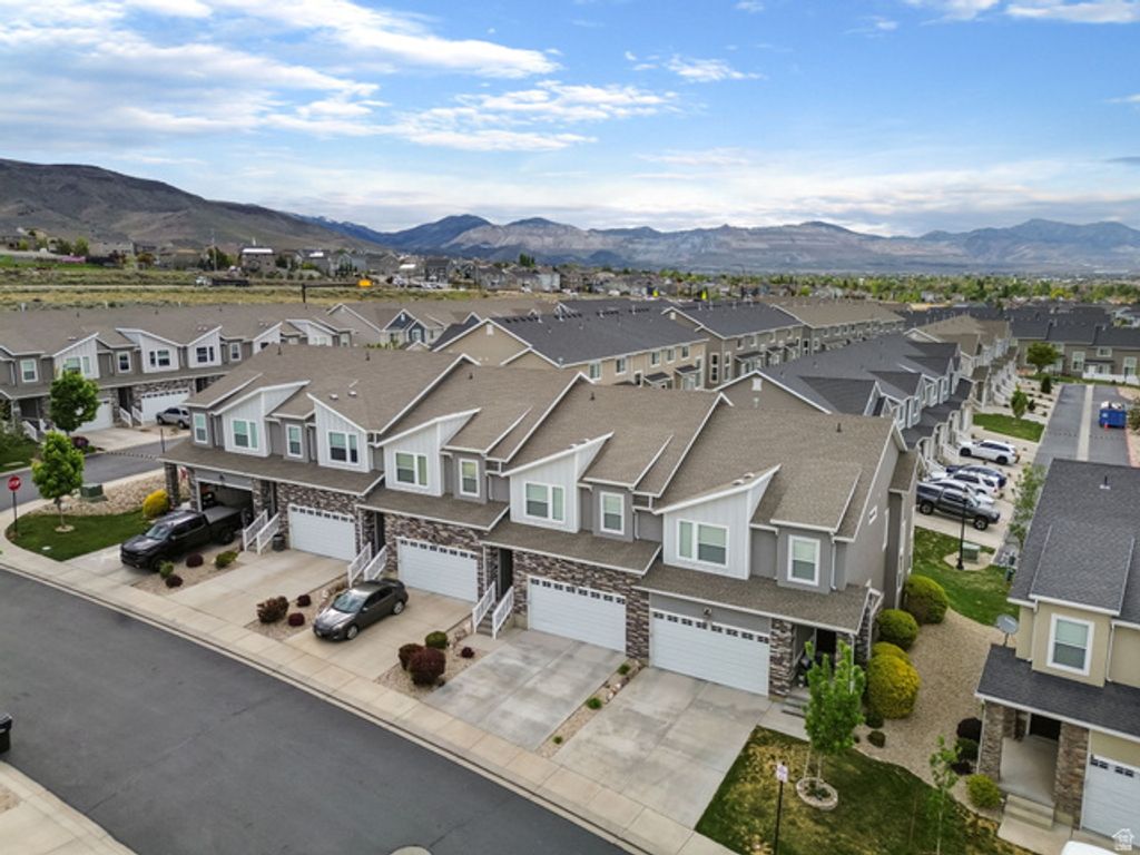 Image 37 of property listing at 4436 W HILL SHADOW WAY, Herriman, UT 84096