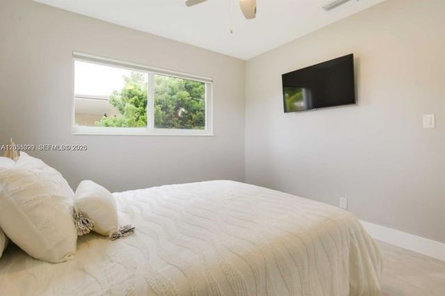 1321 NE 26th Ter 0, Pompano Beach, FL 33062