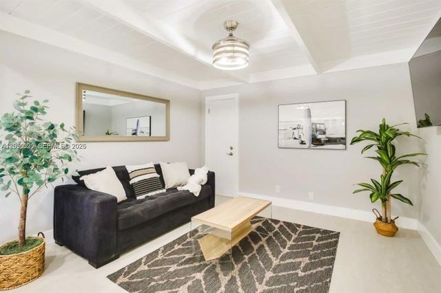 1321 NE 26th Ter 0, Pompano Beach, FL 33062