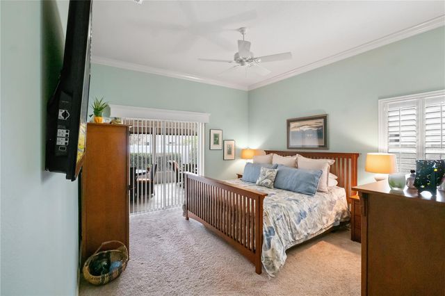 552 WEKIVA STREET, The Villages, FL 32163