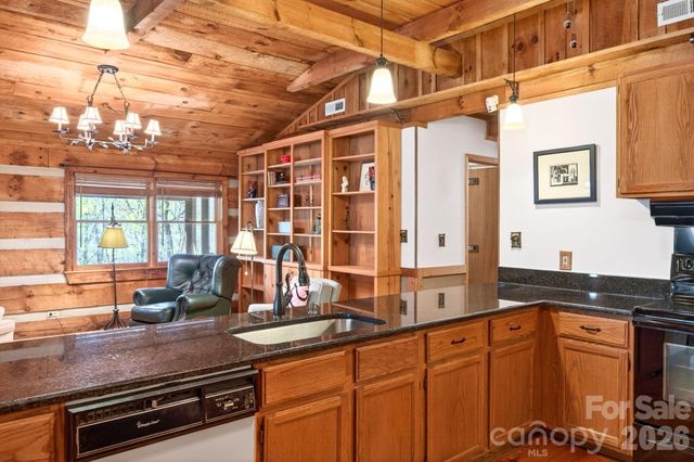 32 Seldom Home Drive, Black Mountain, NC 28711