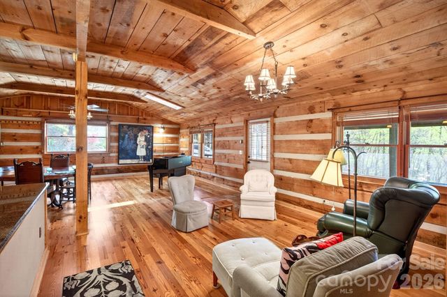 32 Seldom Home Drive, Black Mountain, NC 28711