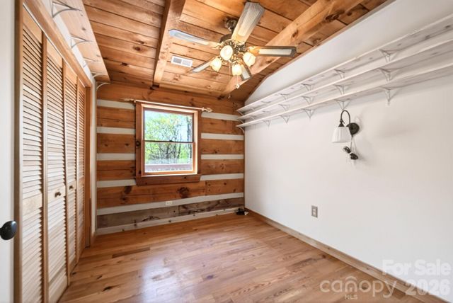 32 Seldom Home Drive, Black Mountain, NC 28711