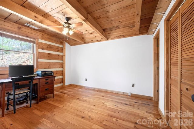 32 Seldom Home Drive, Black Mountain, NC 28711