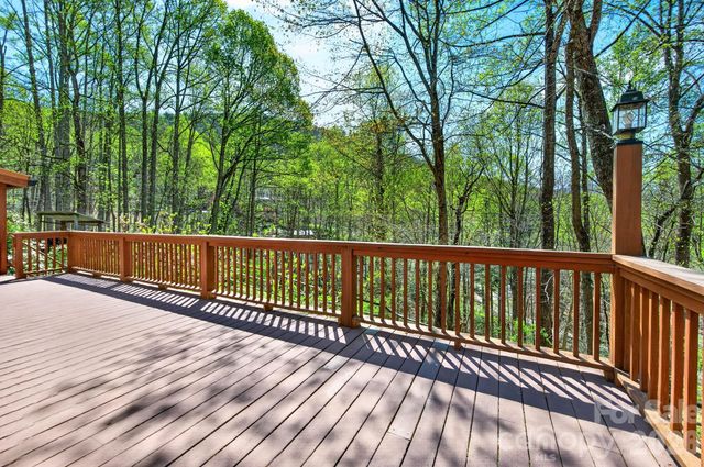 32 Seldom Home Drive, Black Mountain, NC 28711