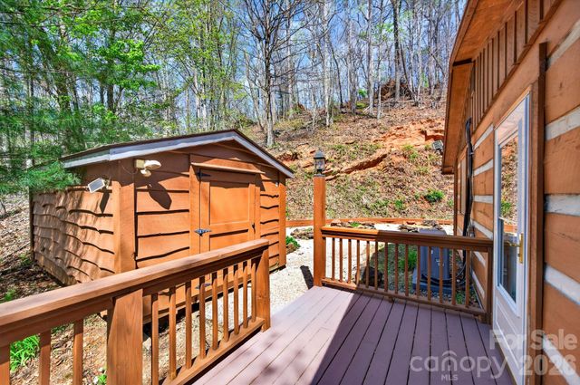 32 Seldom Home Drive, Black Mountain, NC 28711
