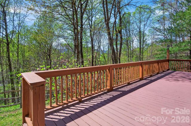 32 Seldom Home Drive, Black Mountain, NC 28711