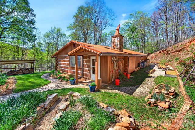 32 Seldom Home Drive, Black Mountain, NC 28711