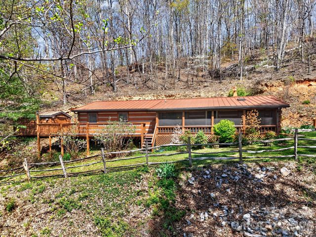 32 Seldom Home Drive, Black Mountain, NC 28711