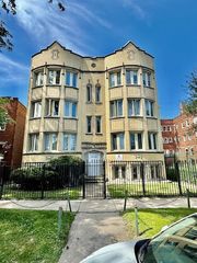 7932 S Kingston Avenue GRDN, Chicago, IL 60617