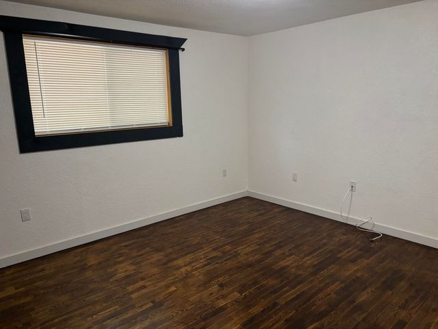 2325 Home Avenue, Klamath Falls, OR 97601