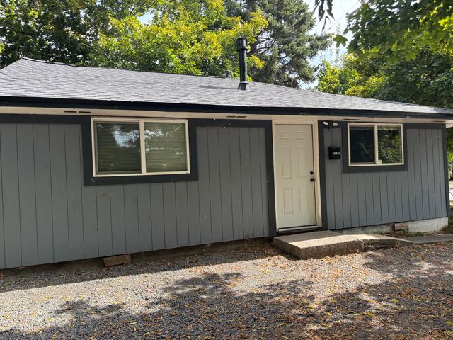 2325 Home Avenue, Klamath Falls, OR 97601