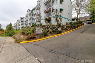 28610 16th Avenue S #103, Federal Way, WA 98003