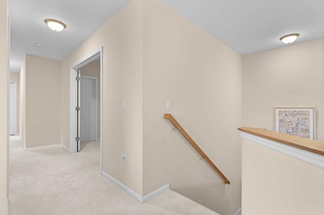 1338 Coach House Lane, South Lyon, MI 48178