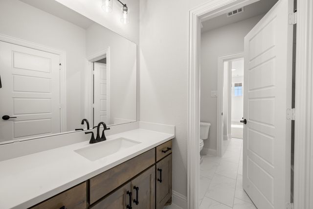 2118 Tilden Lane, Mansfield, TX 76084