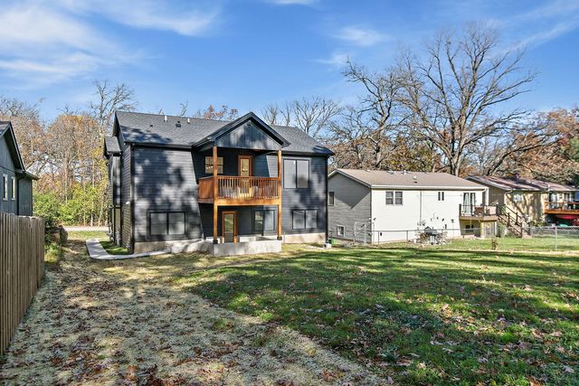 8611 Dorr Road, Wonder Lake, IL 60097