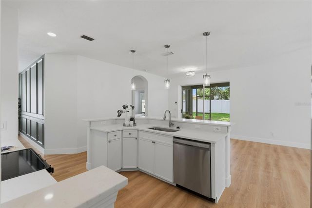 2927 MINUTEMAN LANE, Brandon, FL 33511