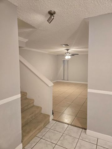 4844 Alder Drive B, West Palm Beach, FL 33417