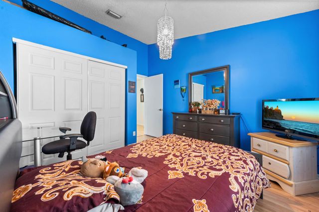 7409 Michigan Isle Road, Lake Worth, FL 33467