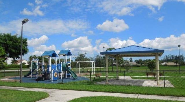 7409 Michigan Isle Road, Lake Worth, FL 33467