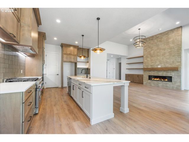 10710 Se 13TH Cir, Vancouver, WA 98664