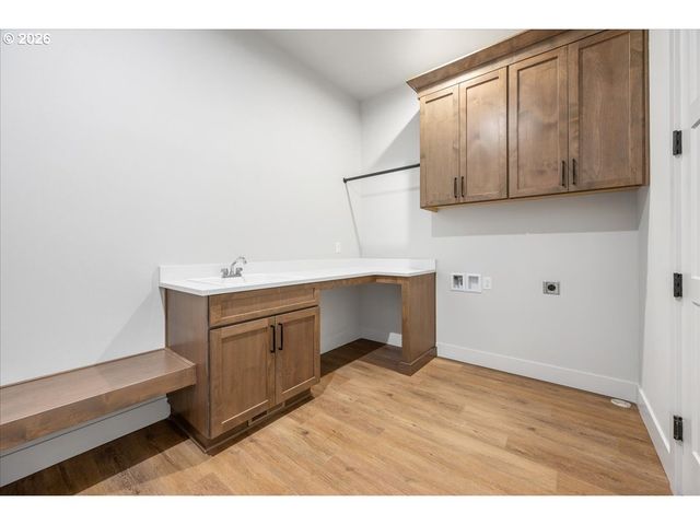 10710 Se 13TH Cir, Vancouver, WA 98664