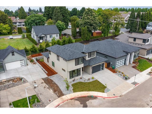 10710 Se 13TH Cir, Vancouver, WA 98664