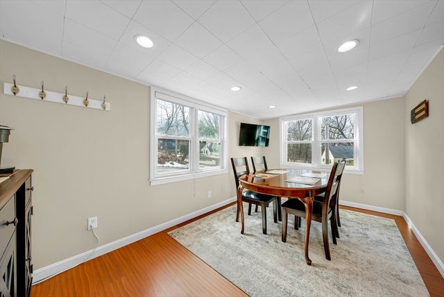 18 Fox Hill Rd, Billerica, MA 01821