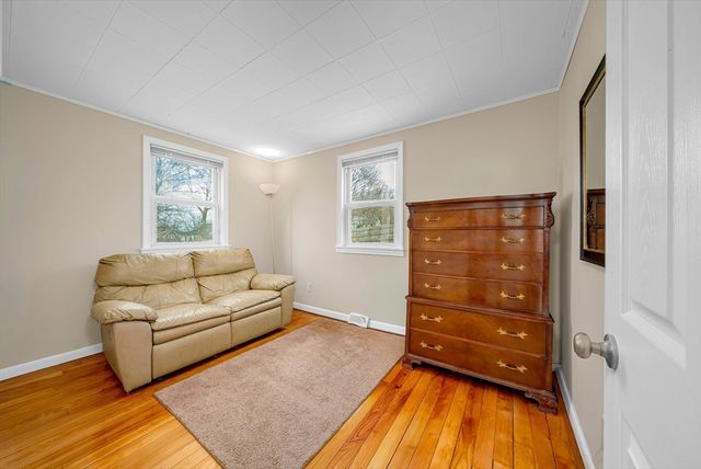 18 Fox Hill Rd, Billerica, MA 01821