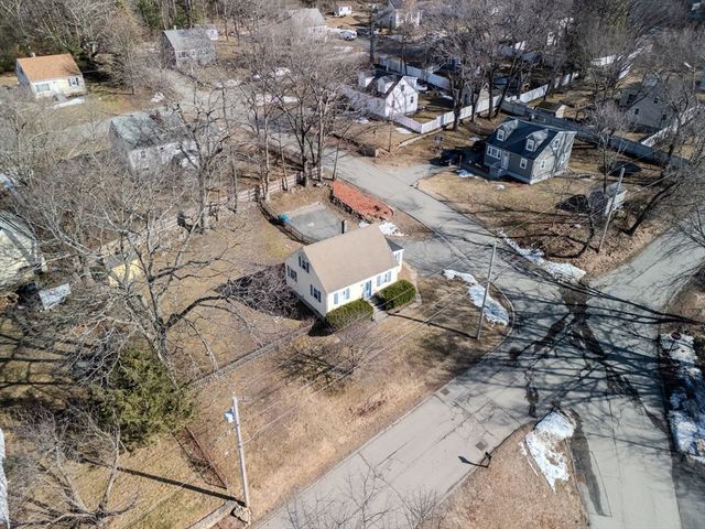 18 Fox Hill Rd, Billerica, MA 01821