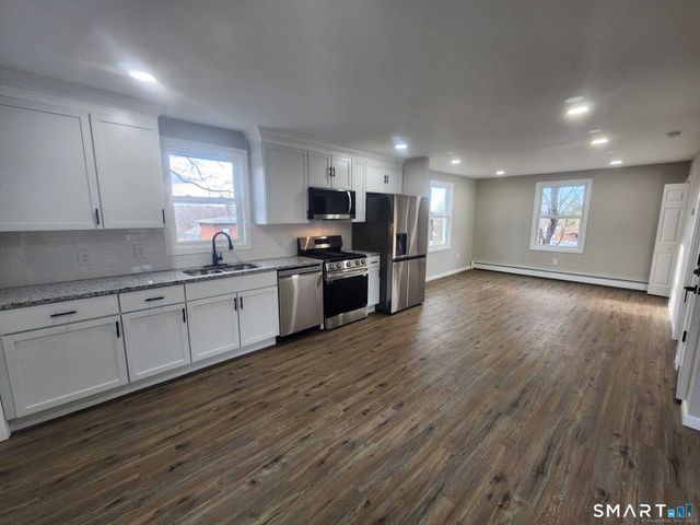 7 Walnut Street 1, Middletown, CT 06457