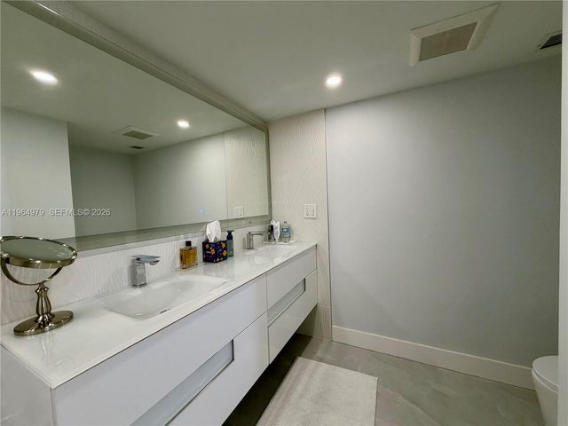 1920 S Ocean Dr 20D, Hallandale Beach, FL 33009