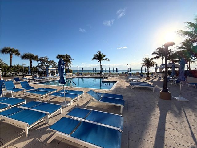 1920 S Ocean Dr 20D, Hallandale Beach, FL 33009