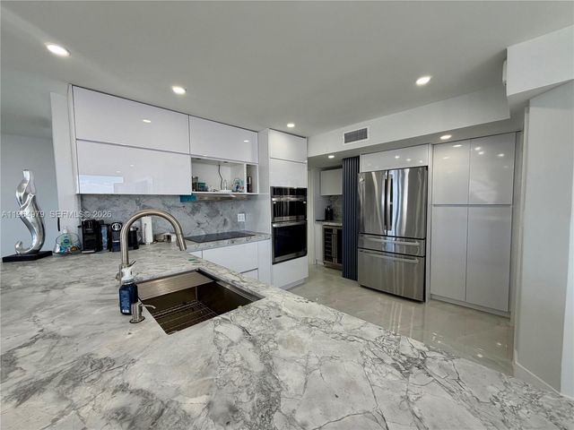 1920 S Ocean Dr 20D, Hallandale Beach, FL 33009