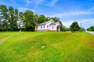 13060 Broadway Road, Three Rivers, MI 49093