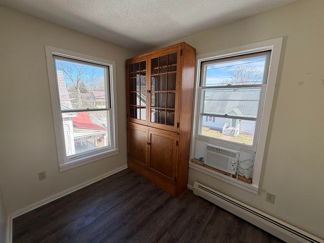 6 Caernarvon Street, Fair Haven, VT 05743