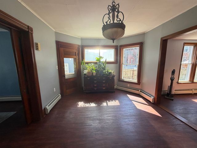 6 Caernarvon Street, Fair Haven, VT 05743