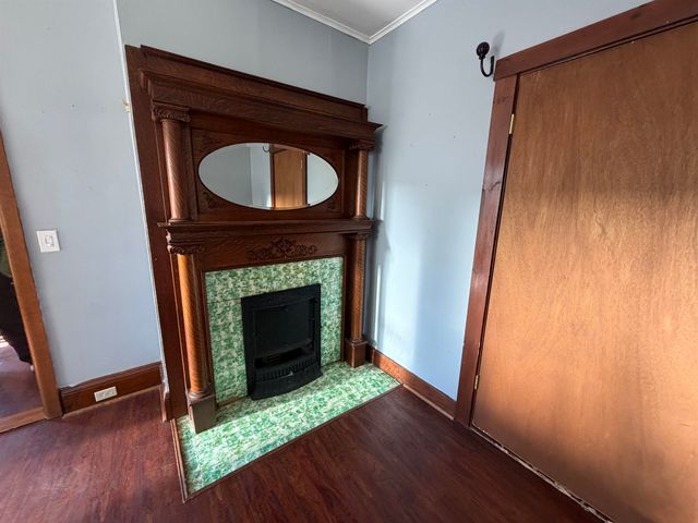 6 Caernarvon Street, Fair Haven, VT 05743