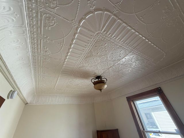 6 Caernarvon Street, Fair Haven, VT 05743