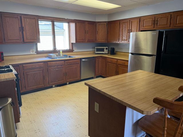 6 Caernarvon Street, Fair Haven, VT 05743