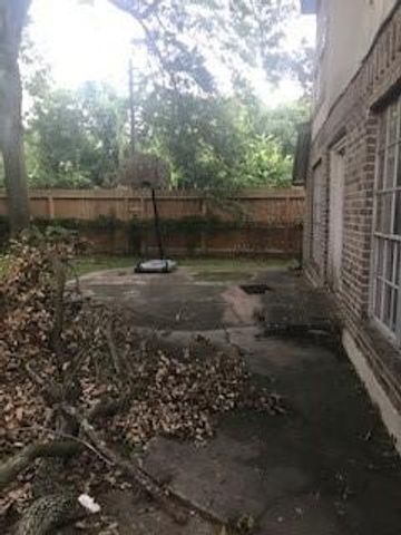 1921 Forest Hill Boulevard, Houston, TX 77023