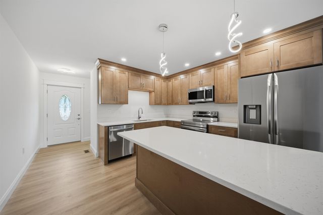 106 Lock Street A, Nashua, NH 03064